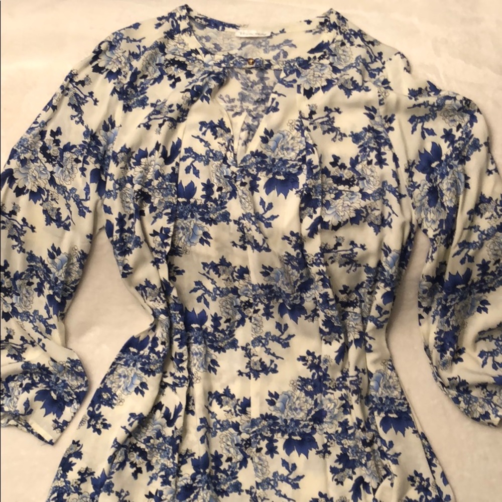 BRIGITTE BAILEY Beautiful floral dress